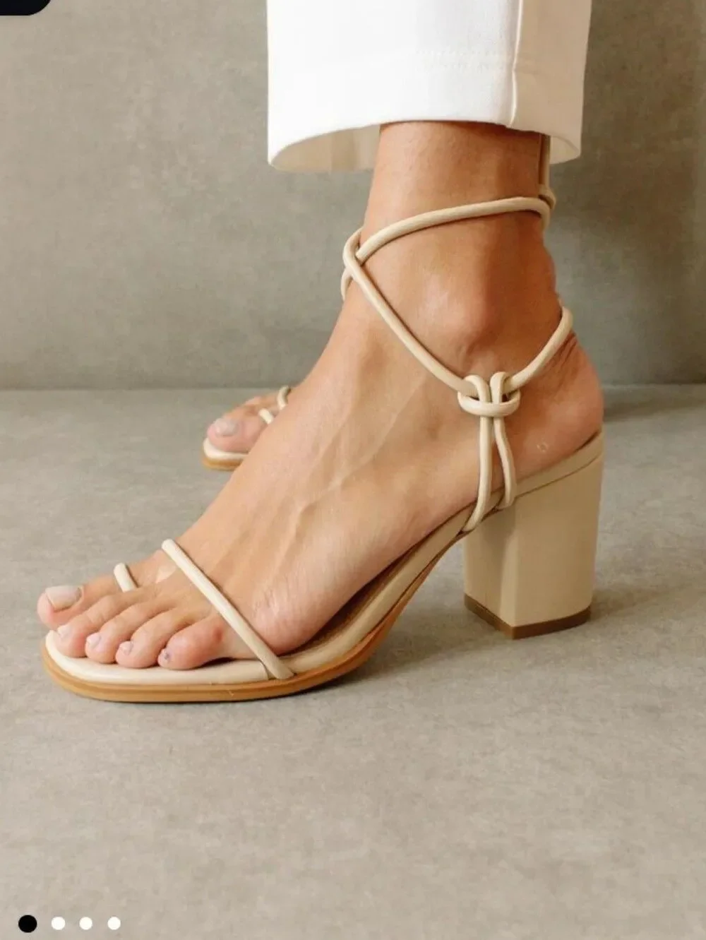 Alohas Grace Wrap Up Black Heel Sandals Size 40
